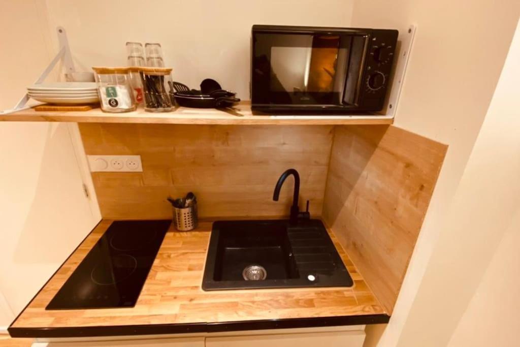Studio Renove Avec Patio, Coeur Du Centre Ville Besançon Esterno foto